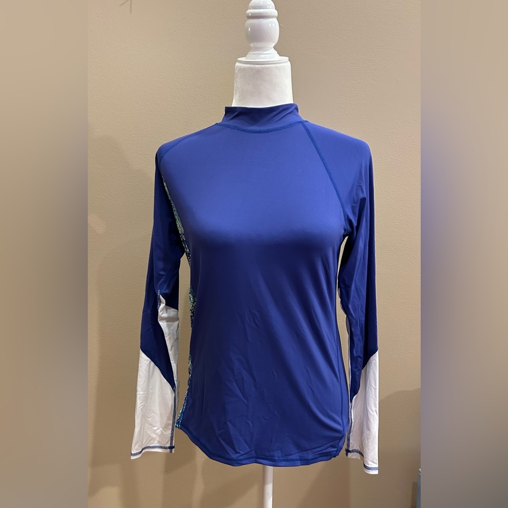 Title Nine by Carve Designs Blue Mock Neck Pattern Rashguard, Size M
